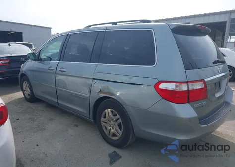 2006 Honda Odyssey Touring z USA, uszkodzony, nr VIN 5FNRL38896B009011